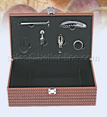 wine set with leather box